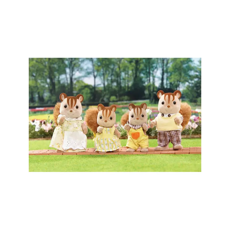 Hazelnut Chipmunk Family: Calico Critters