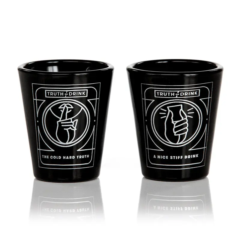 Cut - Truth or Drink Shot Glasses 52 ml - Black